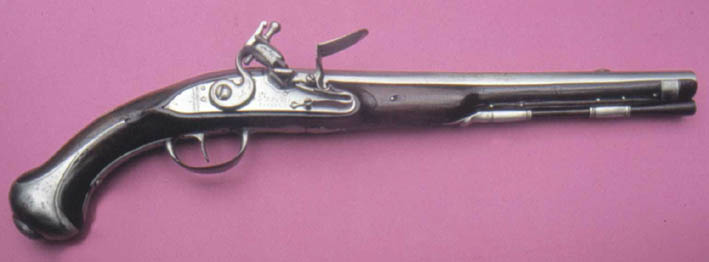 Identification poinçons et pistolet à silex. 1733penel